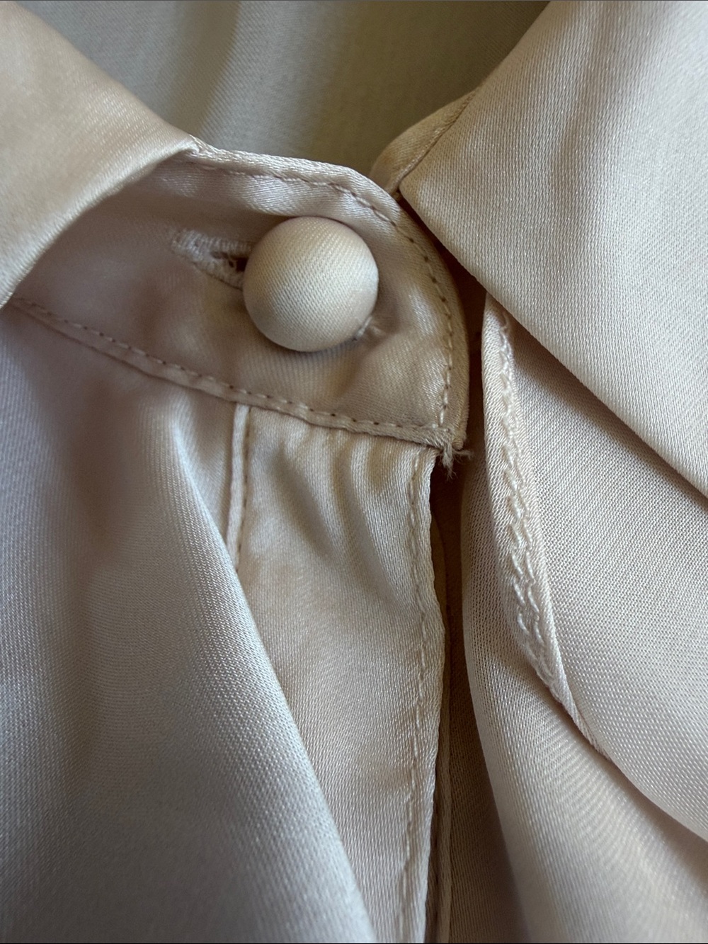 CAbi Ivory Satin Ruffle Blouse Size M Romantic Career Cottagecore Top - Picture 8 of 10